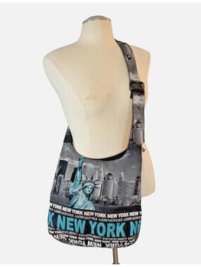 Robin Ruth New York City Statue of Liberty Large Canvas Tote Hobo Bag Purse
